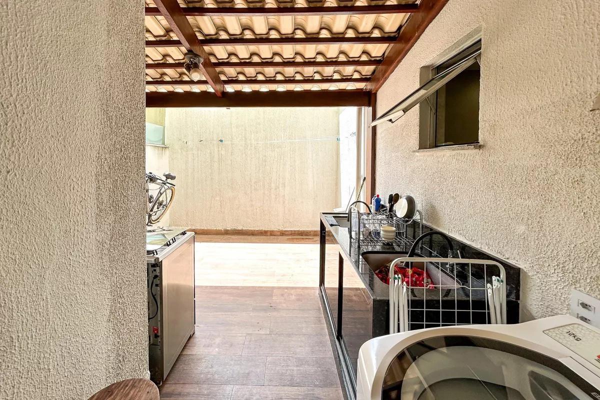 Apartamento, Castelo, 3 Quartos, 1 Vaga, 1 Suíte