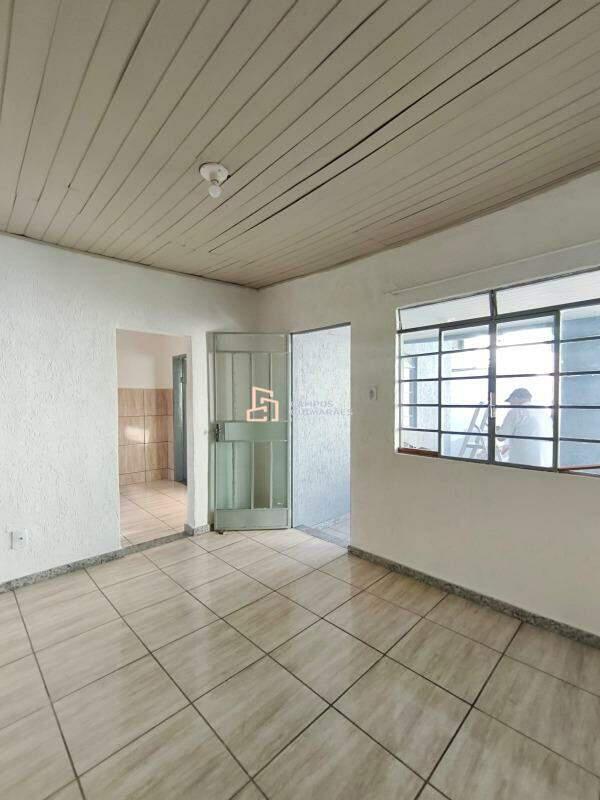 Casa, Industrial, 2 Quartos, 3 Vagas