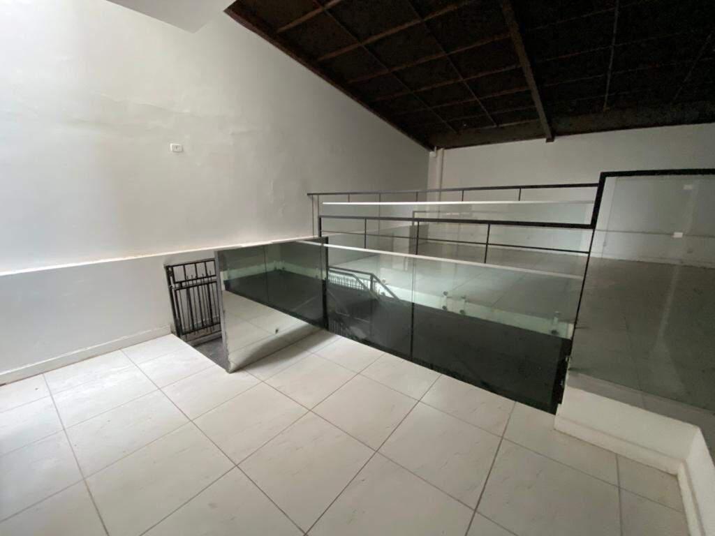 Casa Comercial, Lourdes, 3 Quartos, 0 Vaga