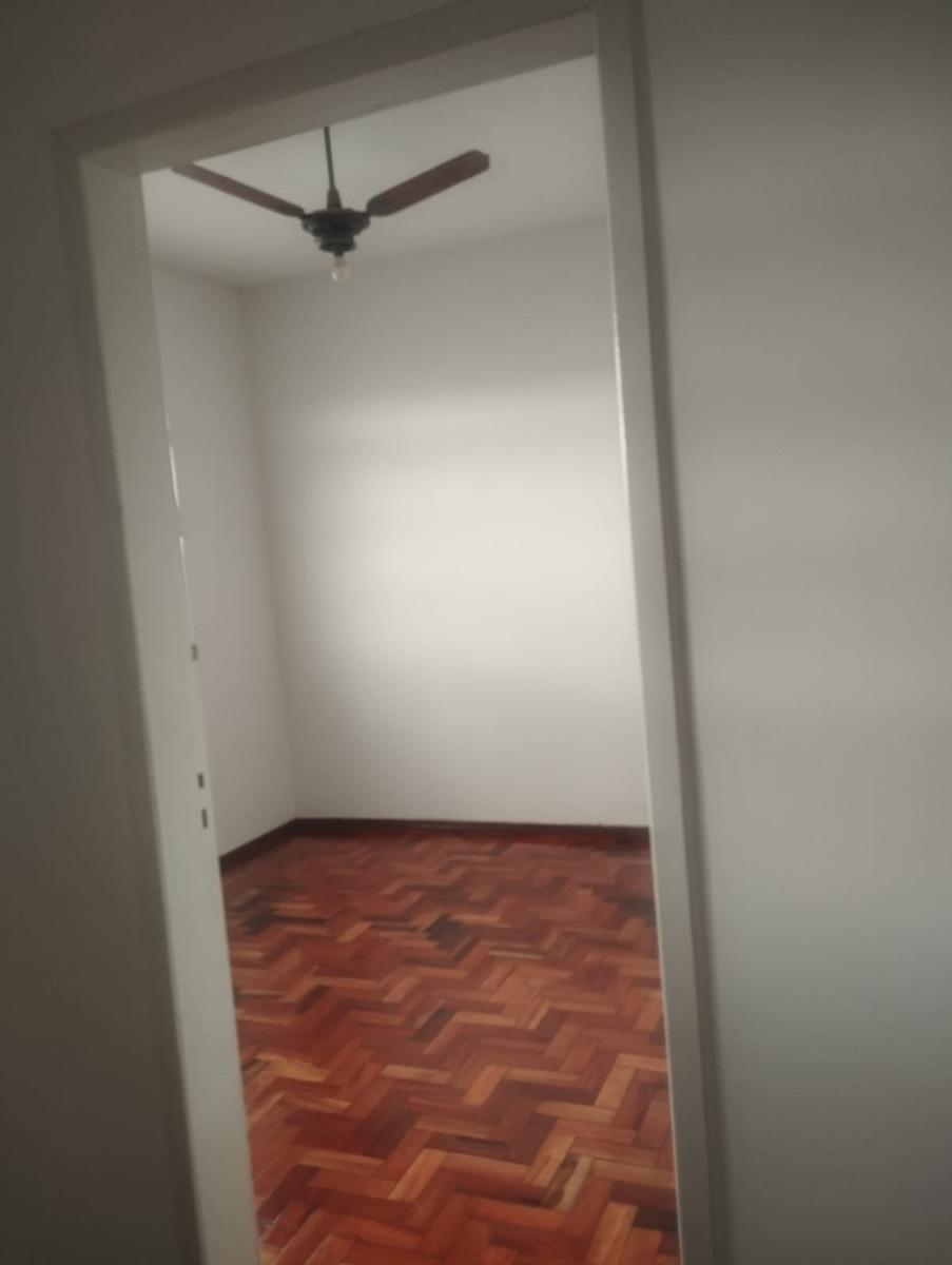 Casa, Das Industrias I (barreiro), 3 Quartos, 2 Vagas