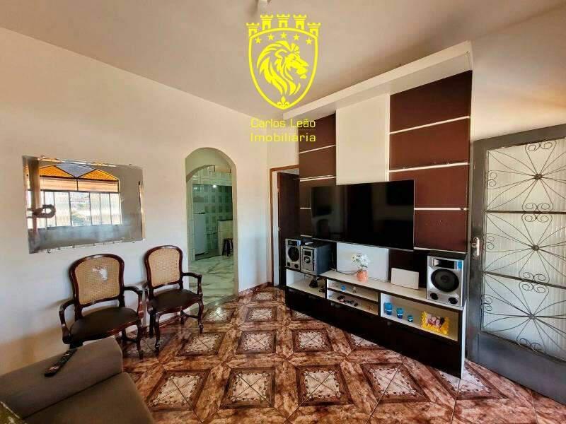 Casa, Cenáculo, 5 Quartos, 4 Vagas, 1 Suíte