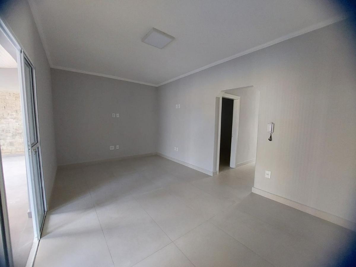 Casa, Bom Pastor, 3 Quartos, 2 Vagas, 1 Suíte