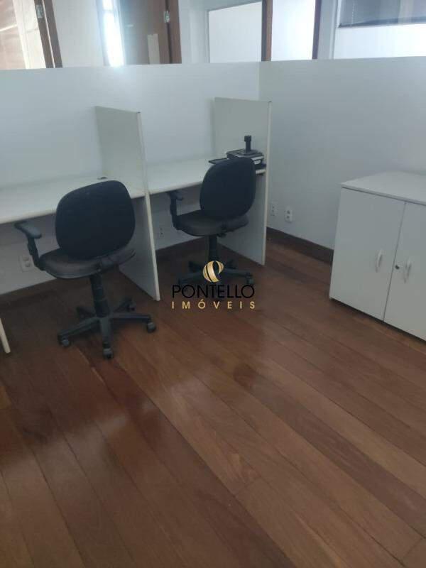 Sala, Centro, 0 Quarto, 0 Vaga, 1 Suíte