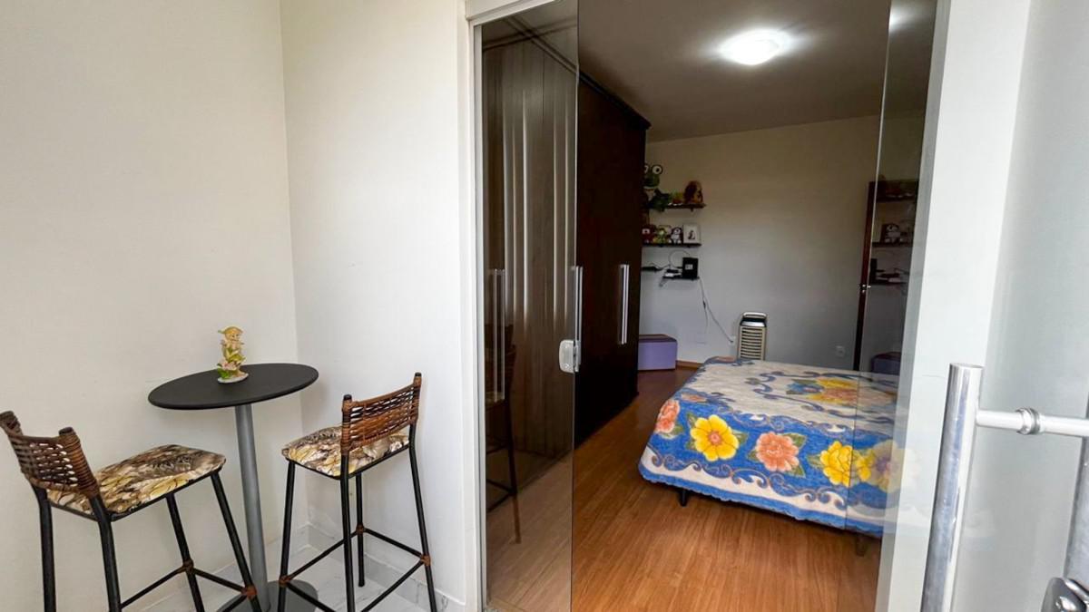 Casa, Santa Efigênia, 3 Quartos, 2 Vagas, 2 Suítes