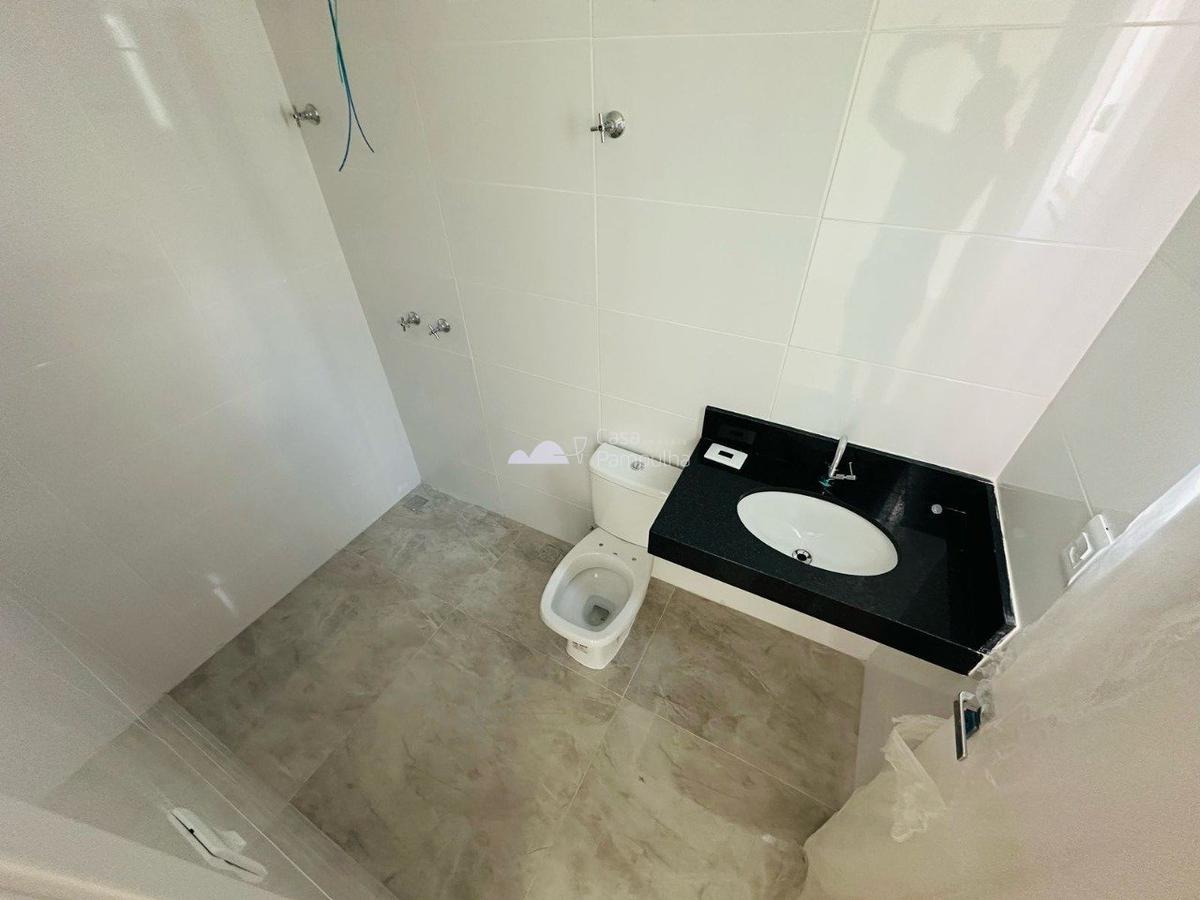 Casa, Candelária, 3 Quartos, 2 Vagas, 1 Suíte