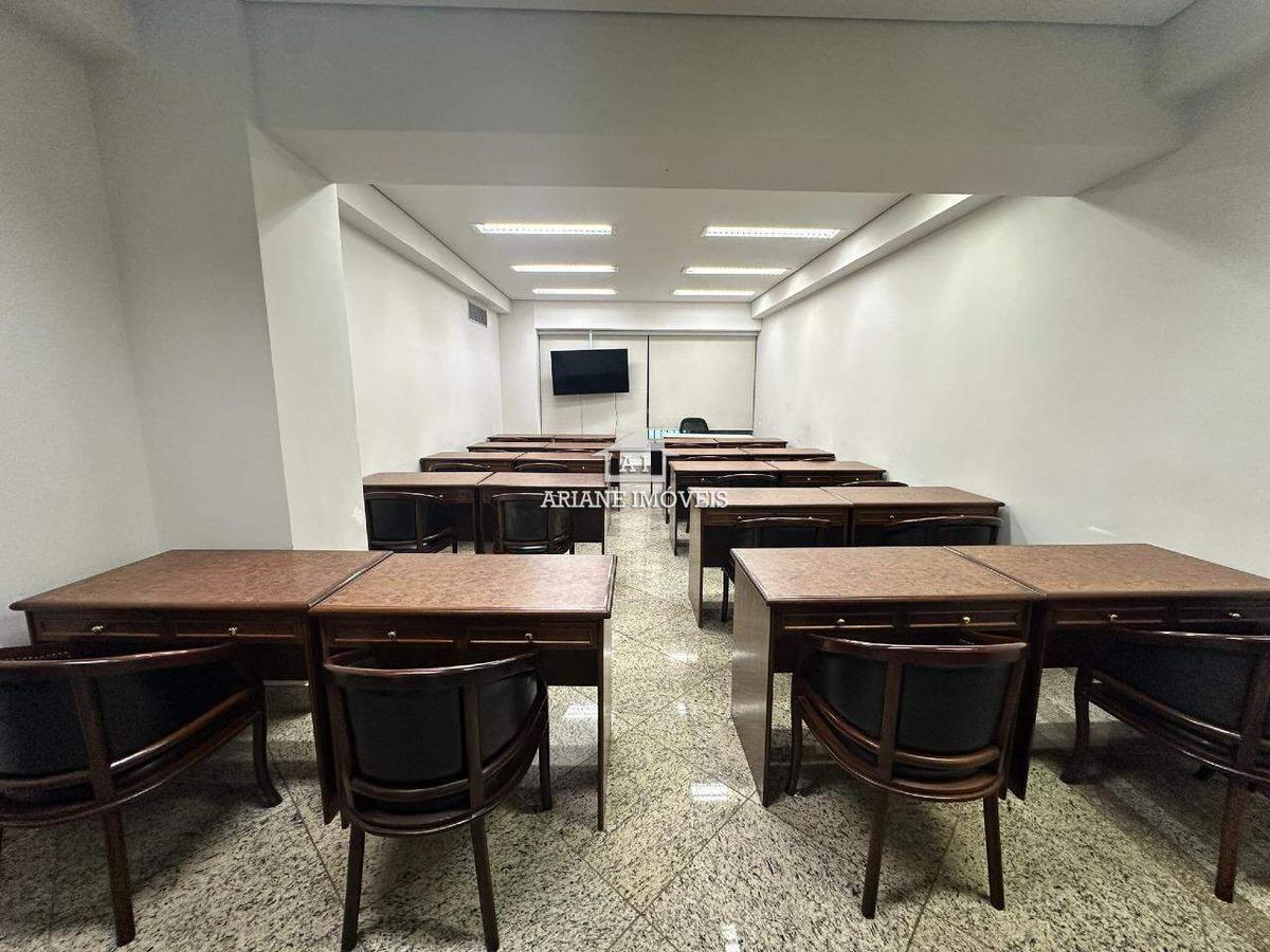 Sala, Savassi, 0 Quarto, 2 Vagas