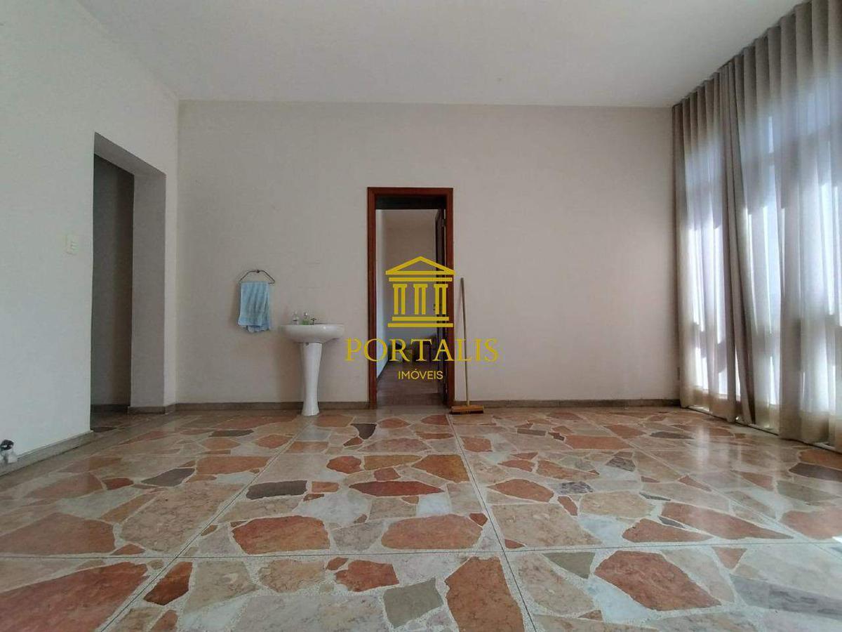 Casa, Santo Antônio, 4 Quartos, 2 Vagas, 1 Suíte