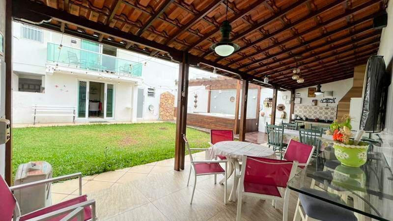 Casa, Planalto, 3 Quartos, 2 Vagas, 1 Suíte