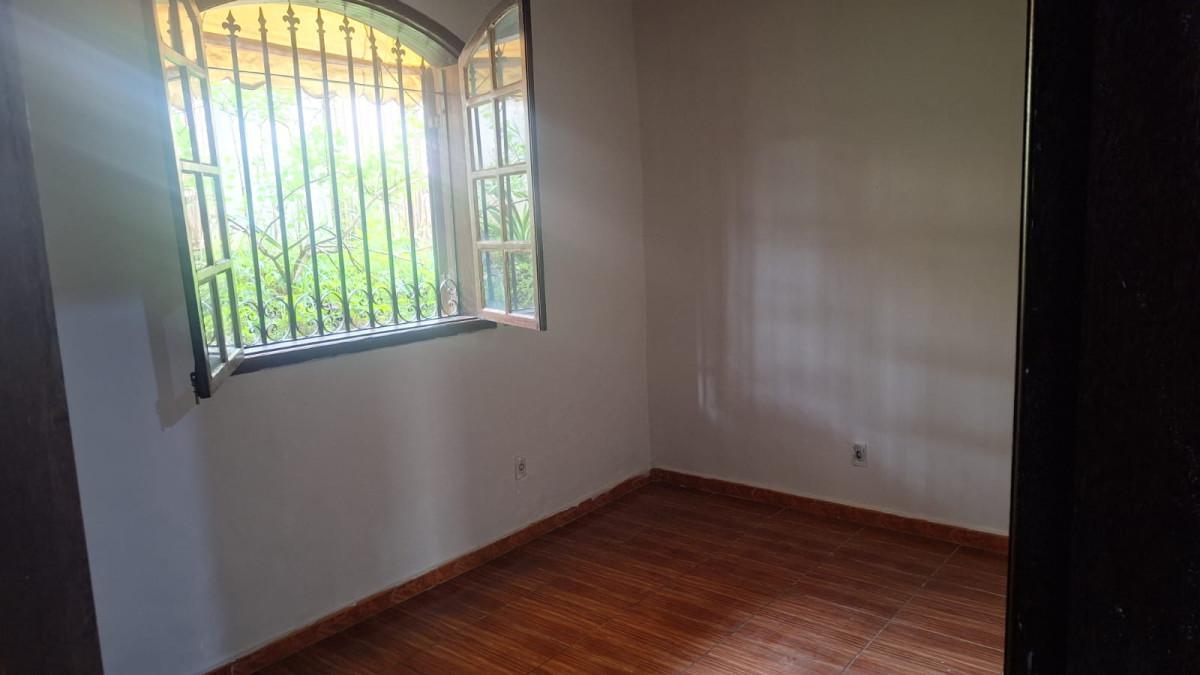 Casa, Havaí, 3 Quartos, 2 Vagas, 1 Suíte