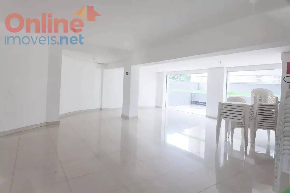 Apartamento, Estoril, 2 Quartos, 0 Vaga, 1 Suíte