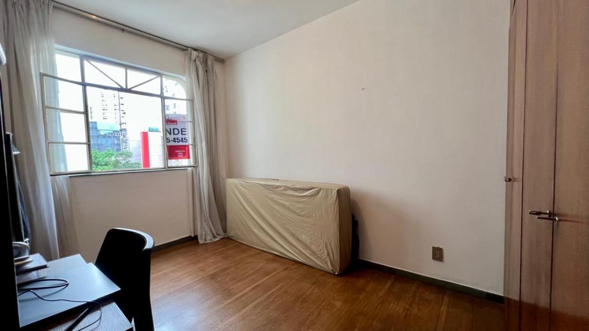 Apartamento, Centro, 2 Quartos, 0 Vaga