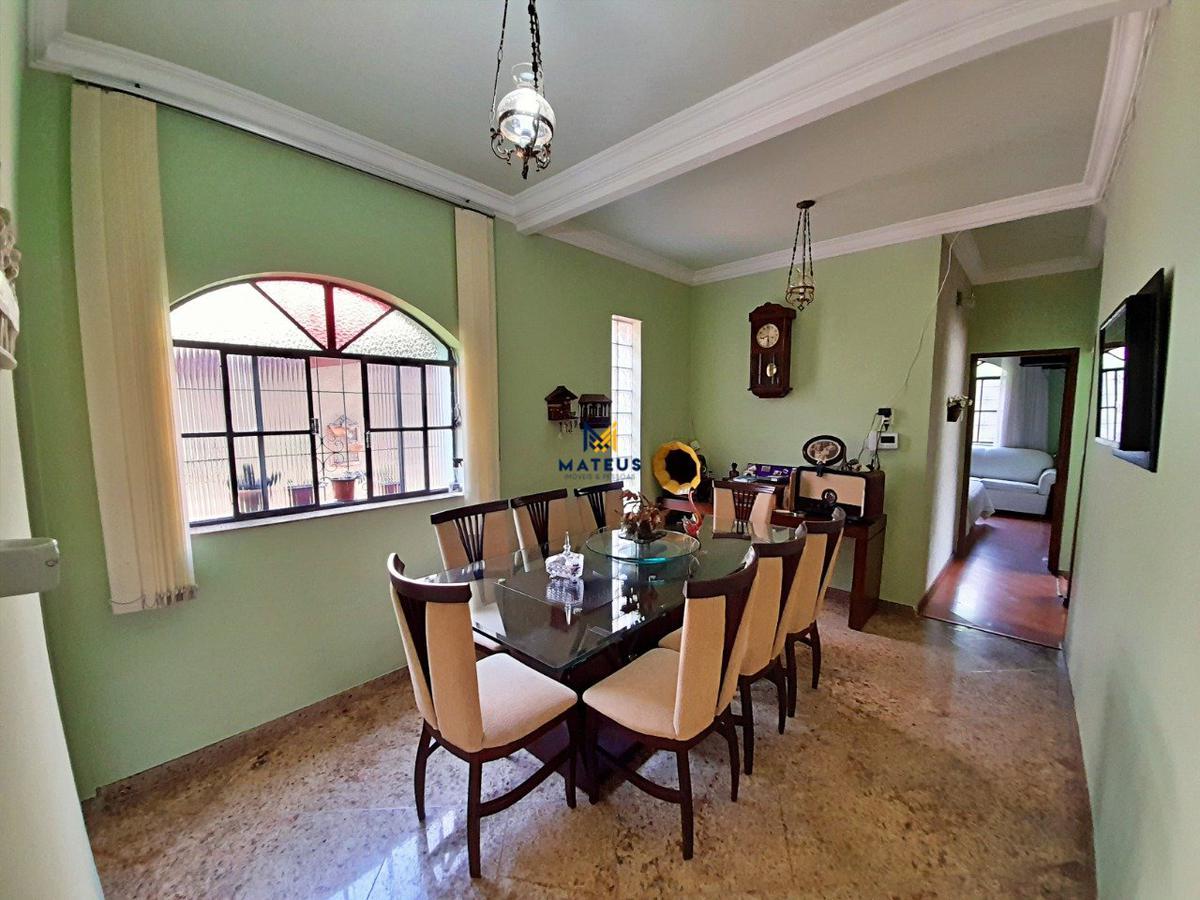Casa, Padre Eustáquio, 4 Quartos, 3 Vagas, 1 Suíte