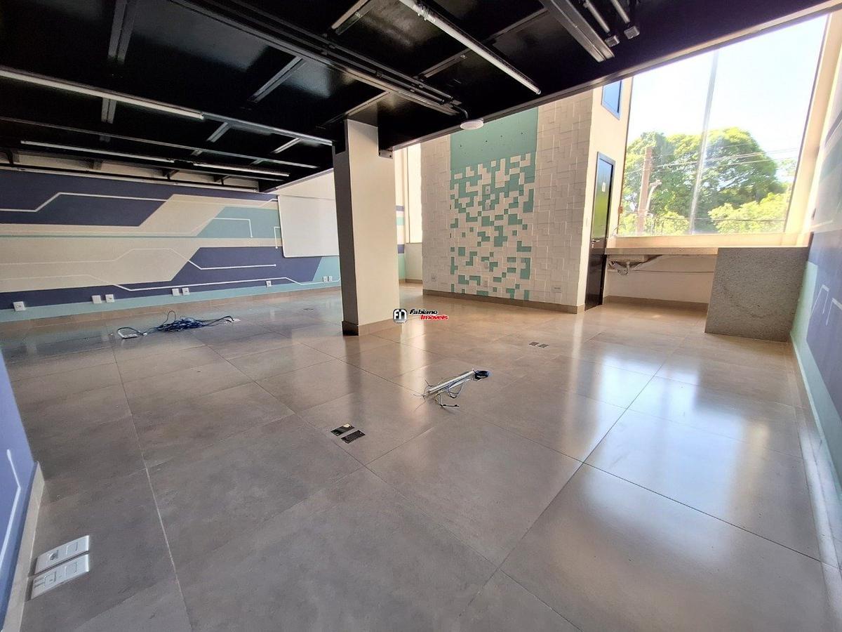 Sala, São José, 0 Quarto, 2 Vagas