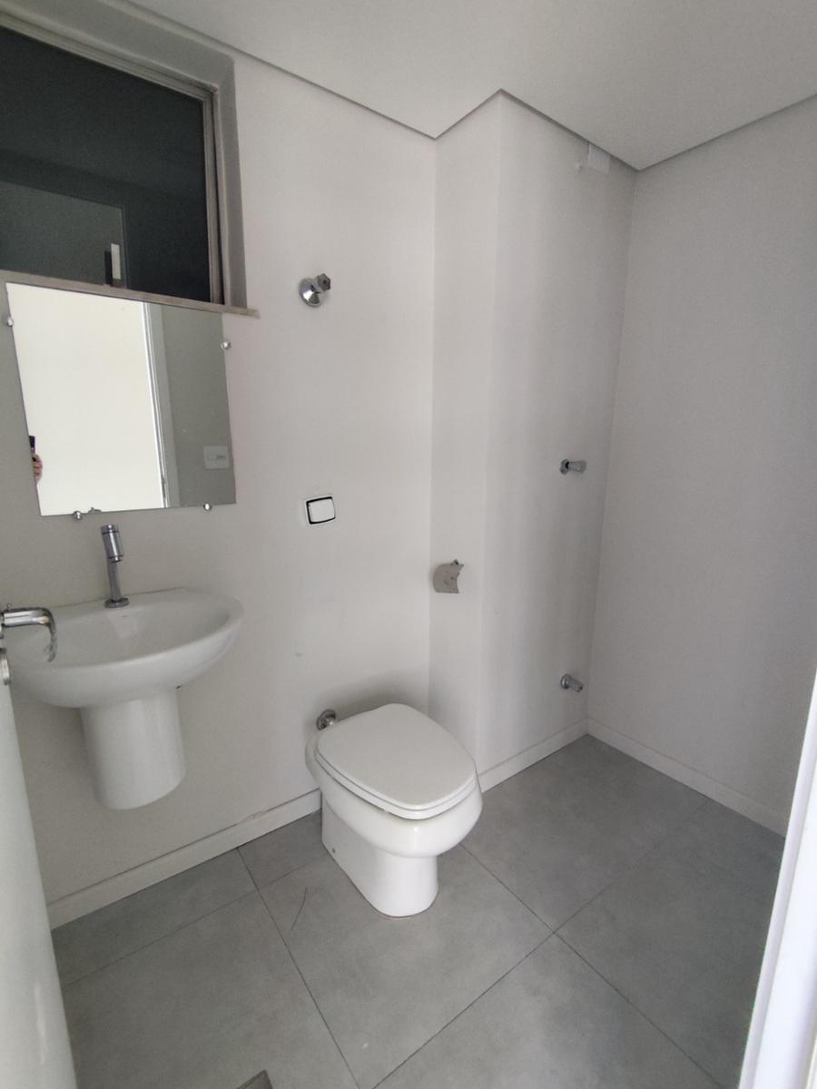 Andar, Centro, 0 Quarto, 0 Vaga