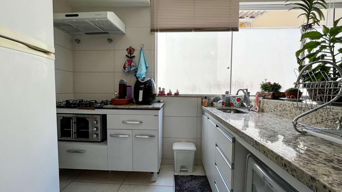 Casa, Santa Efigênia, 3 Quartos, 2 Vagas, 2 Suítes