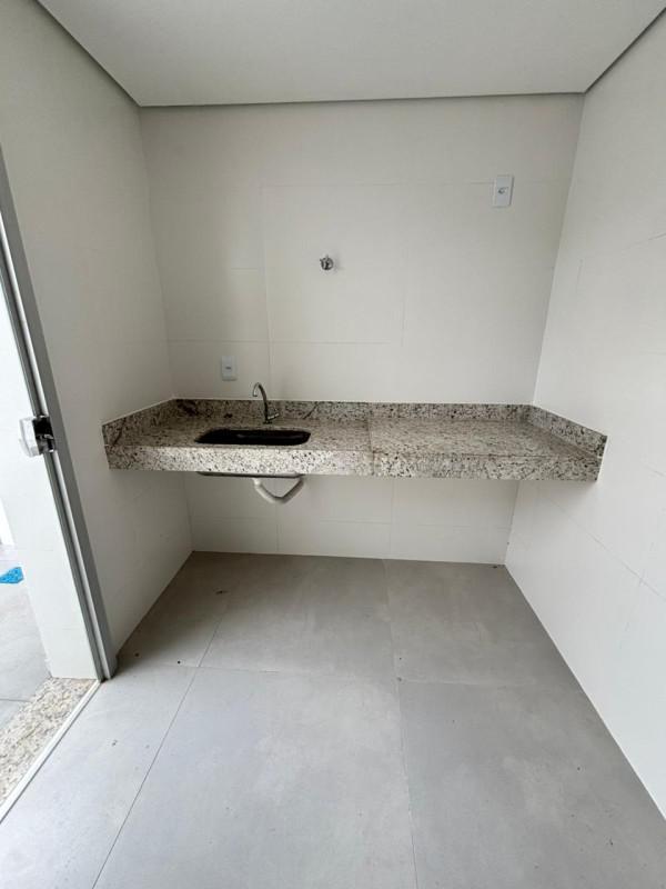 Casa, Jardim Leblon, 2 Quartos, 2 Vagas