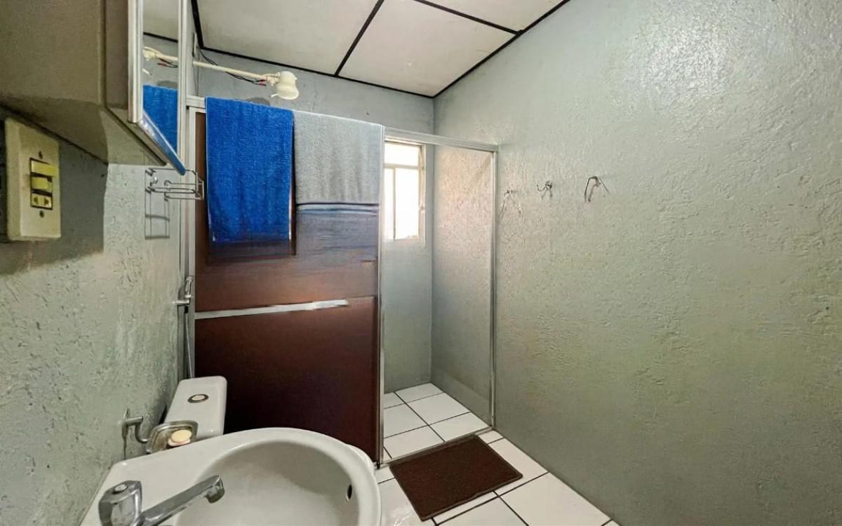 Casa, Sagrada Família, 2 Quartos, 3 Vagas, 2 Suítes