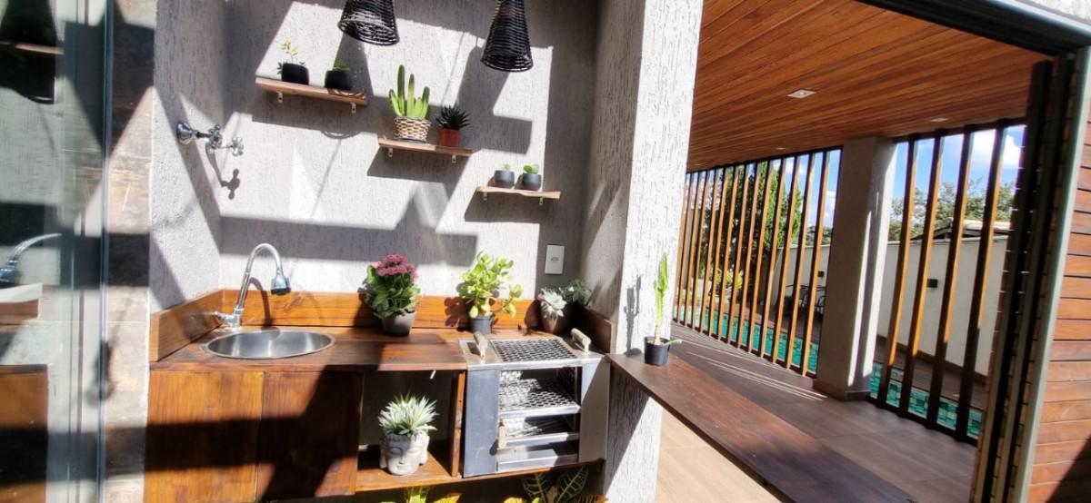 Casa, Jardim Imperial, 3 Quartos, 2 Vagas, 1 Suíte