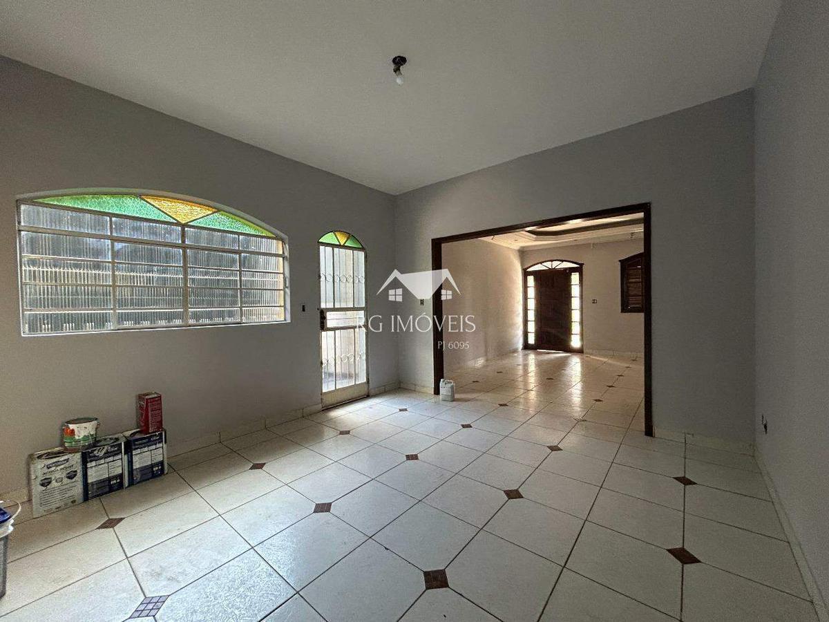 Casa, Diamante, 4 Quartos, 6 Vagas, 1 Suíte
