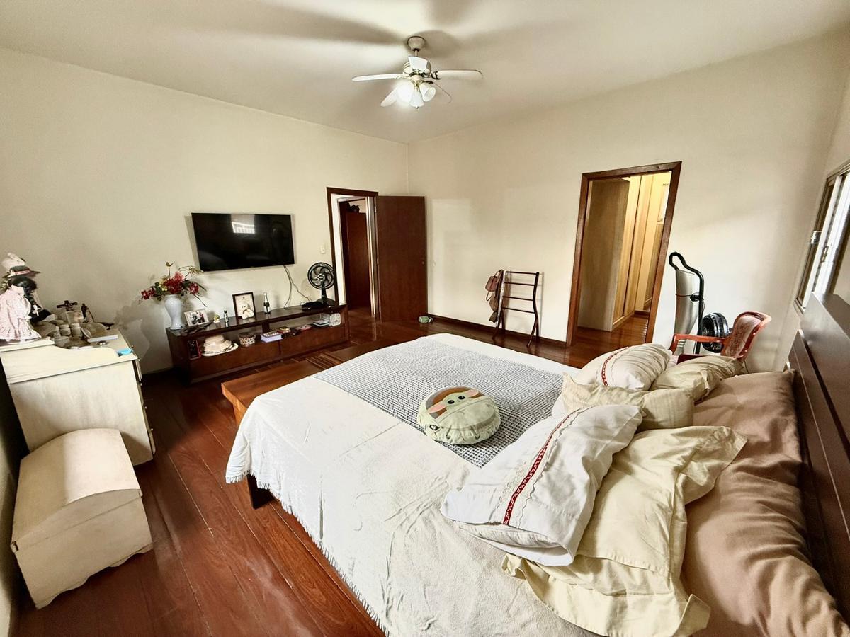 Casa, Liberdade, 5 Quartos, 4 Vagas, 2 Suítes