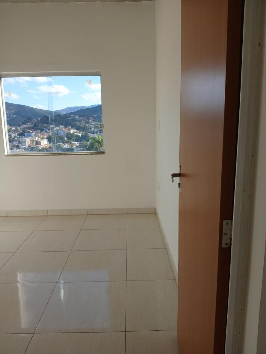 Prédio, Centro, 0 Quarto, 0 Vaga