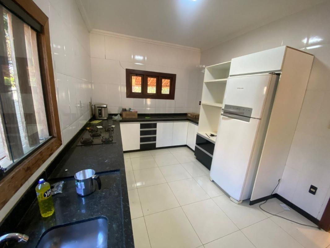 Fazenda, Centro, 3 Quartos, 2 Vagas, 1 Suíte