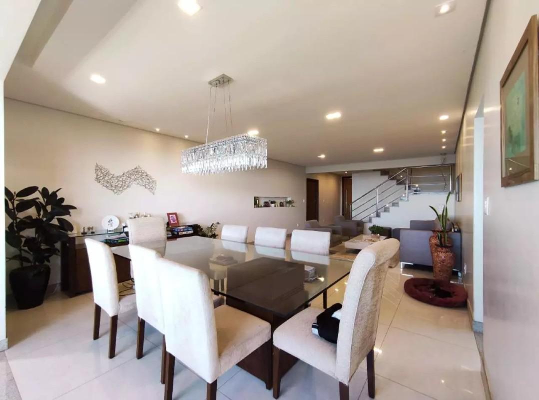 Casa, Buritis, 4 Quartos, 3 Vagas, 2 Suítes