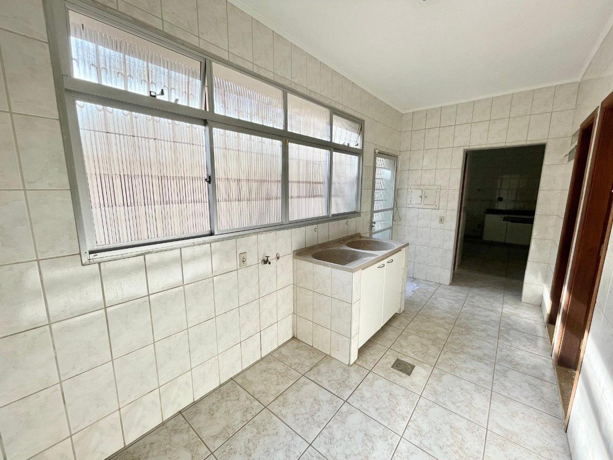 Casa, Santa Amélia, 5 Quartos, 6 Vagas, 2 Suítes