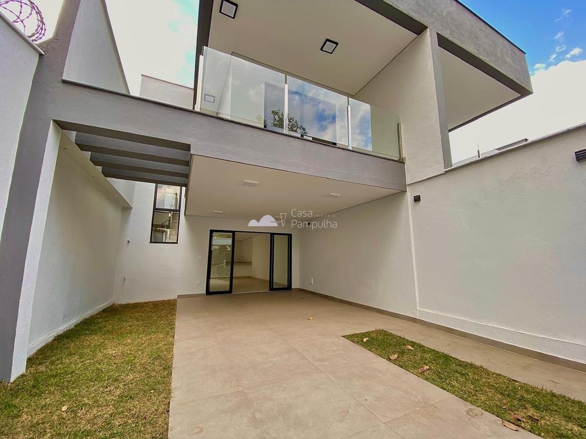 Casa, Paquetá, 3 Quartos, 4 Vagas, 1 Suíte