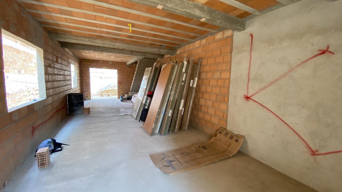 Casa, Cabral, 3 Quartos, 2 Vagas, 1 Suíte