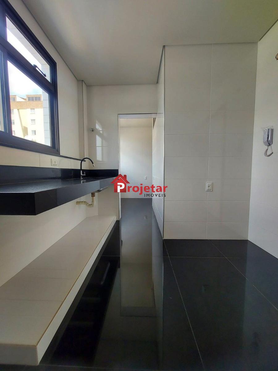 Cobertura, Prado, 4 Quartos, 3 Vagas, 1 Suíte