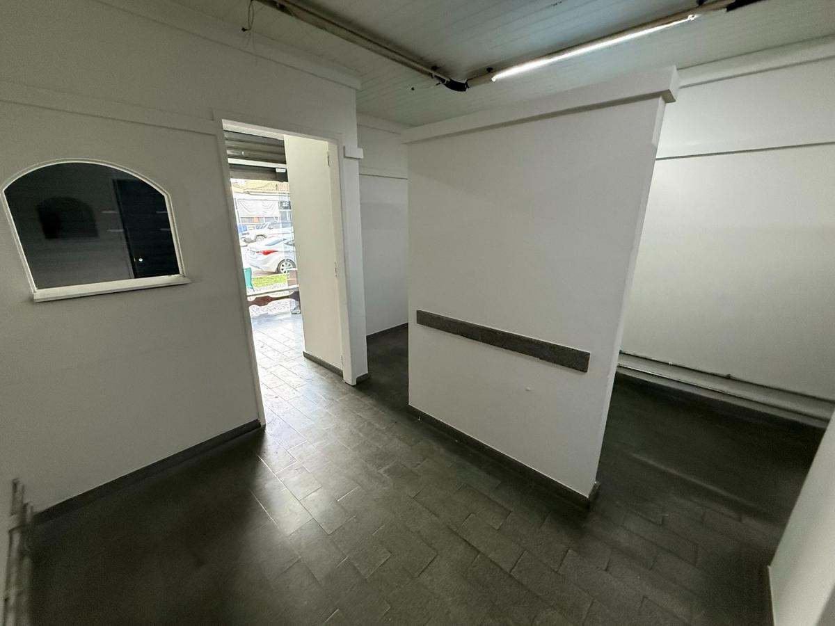 Andar, São José, 0 Quarto, 0 Vaga