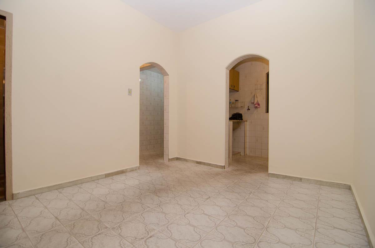 Casa, Tirol, 2 Quartos, 2 Vagas