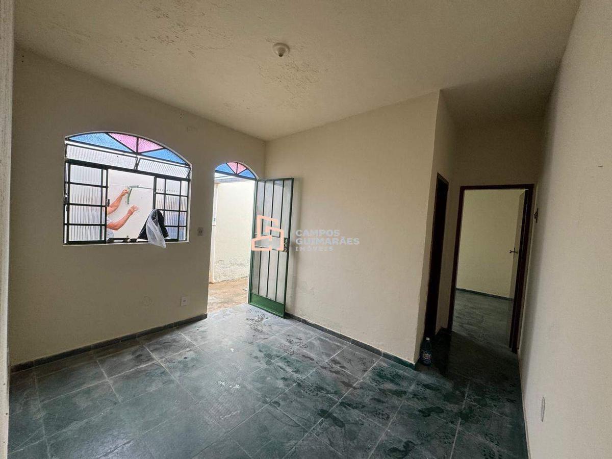 Casa, Bosque de Ibirité, 2 Quartos, 3 Vagas