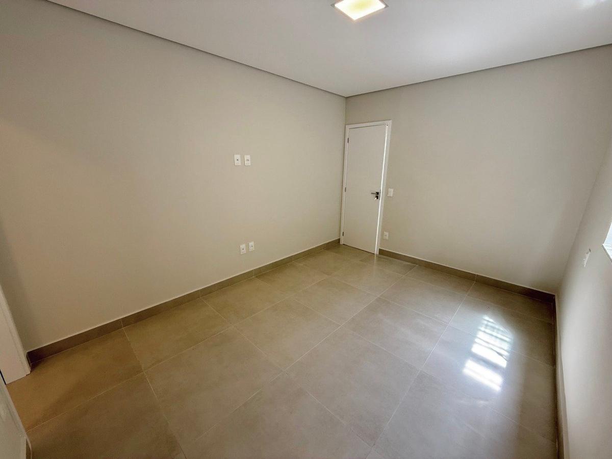 Casa, Manacás, 3 Quartos, 3 Vagas, 3 Suítes