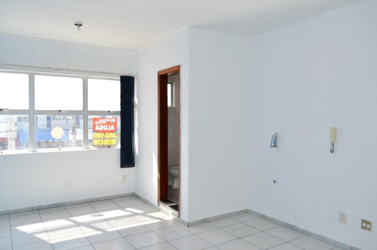 Sala, Venda Nova, 0 Quarto, 0 Vaga