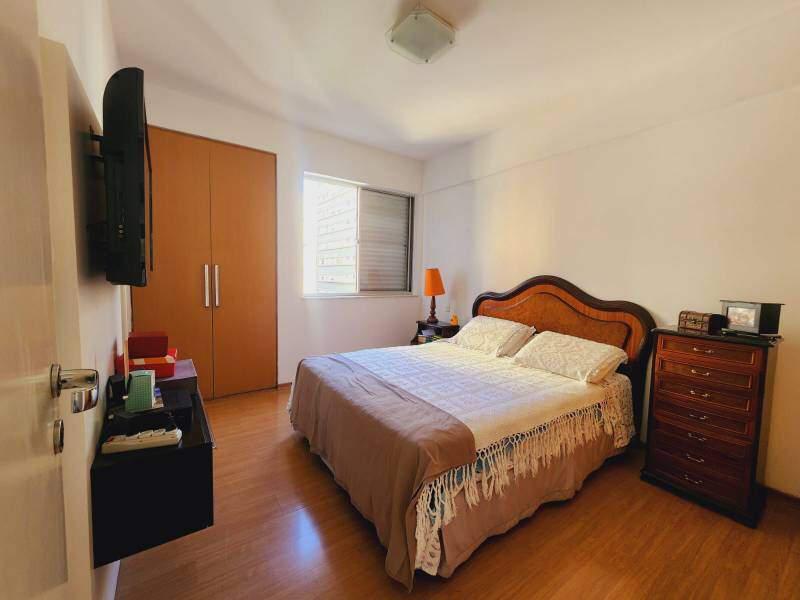 Apartamento, Funcionários, 4 Quartos, 2 Vagas, 1 Suíte