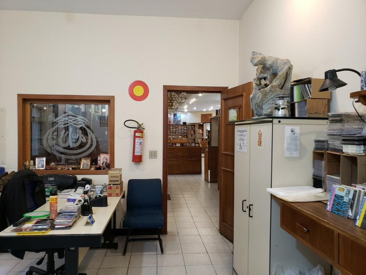 Prédio, Centro, 0 Quarto, 0 Vaga