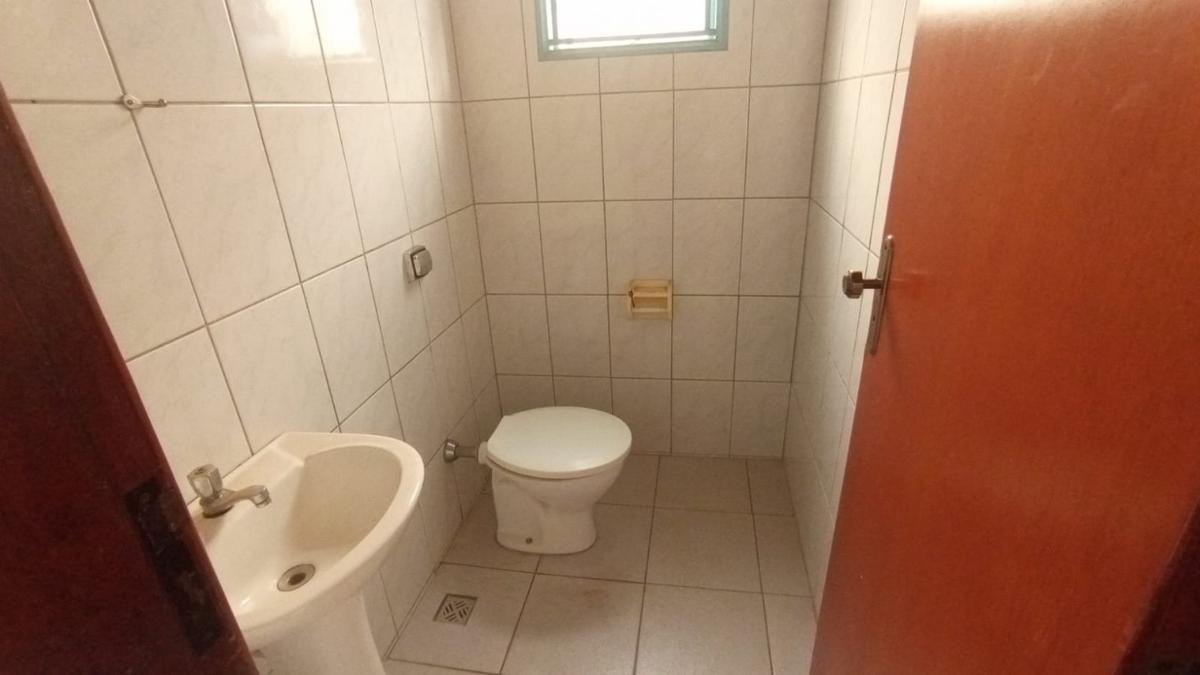 Casa, Centro, 3 Quartos, 0 Vaga