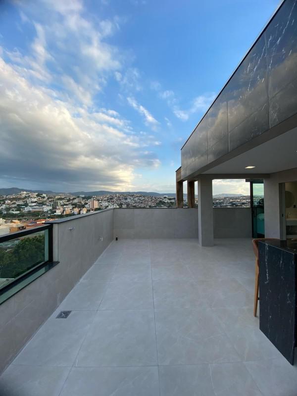 Cobertura, Industrial, 3 Quartos, 2 Vagas, 1 Suíte