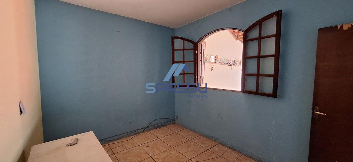 Casa, Jardim Vitória, 3 Quartos, 2 Vagas