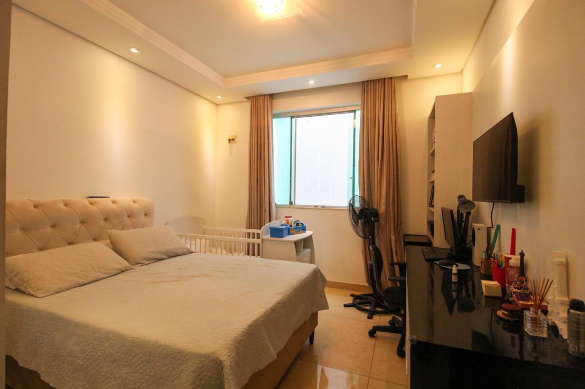 Casa, Novo Eldorado, 4 Quartos, 4 Vagas, 1 Suíte
