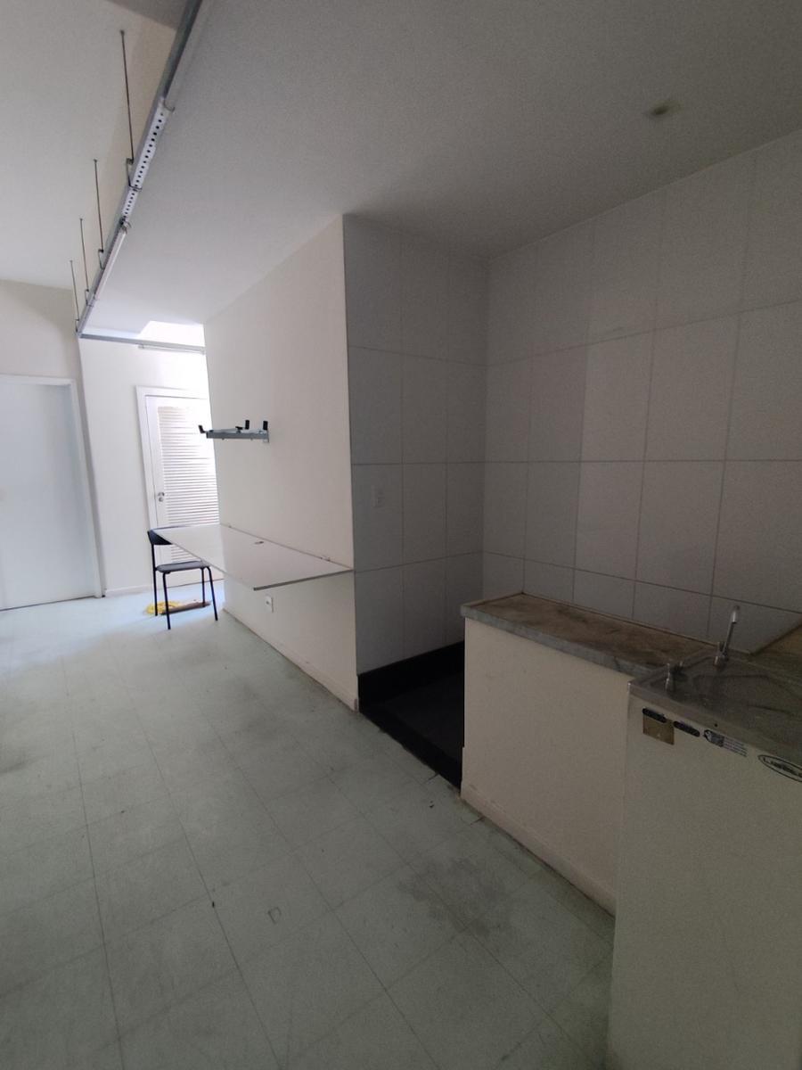 Andar, Centro, 0 Quarto, 0 Vaga