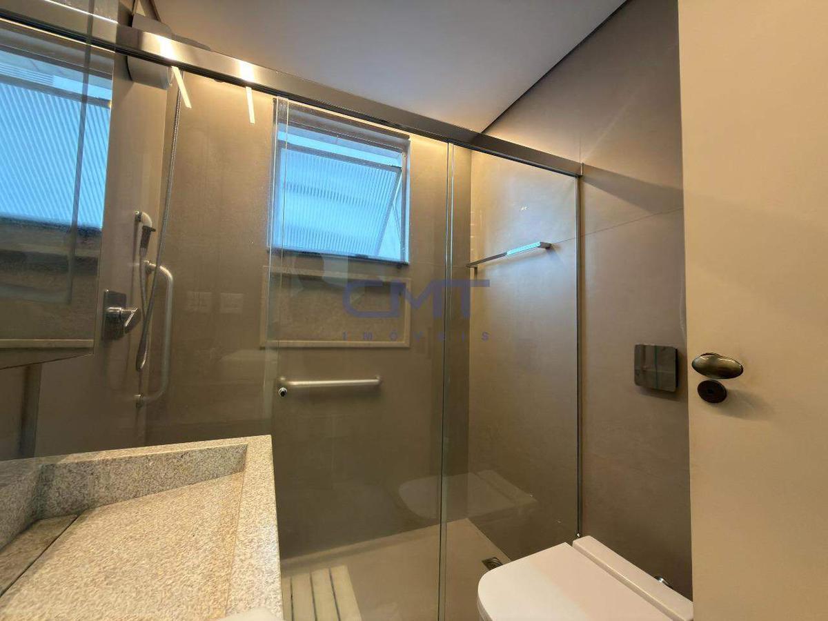 Apartamento, Funcionários, 4 Quartos, 2 Vagas, 2 Suítes