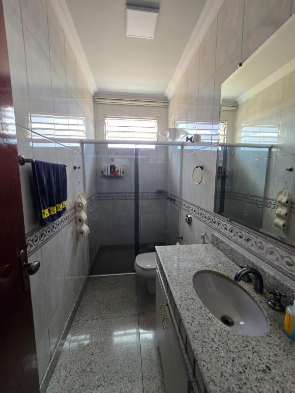Casa, Alípio de Melo, 8 Quartos, 6 Vagas, 3 Suítes