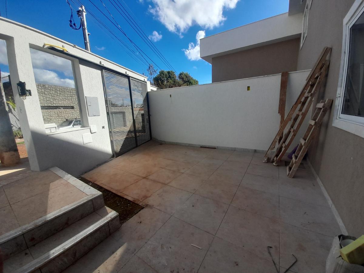 Casa, Esplanada, 3 Quartos, 2 Vagas, 1 Suíte