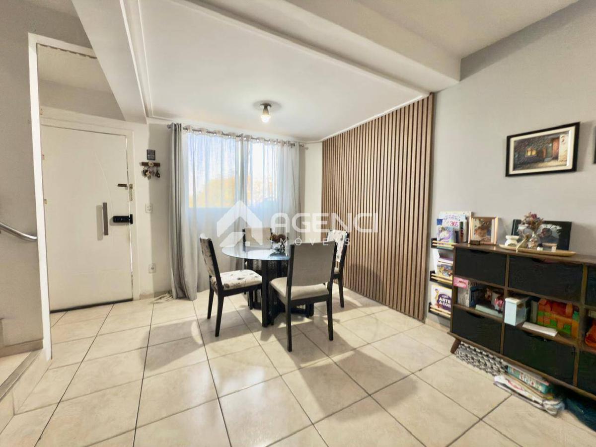 Casa, Cabral, 3 Quartos, 0 Vaga, 1 Suíte