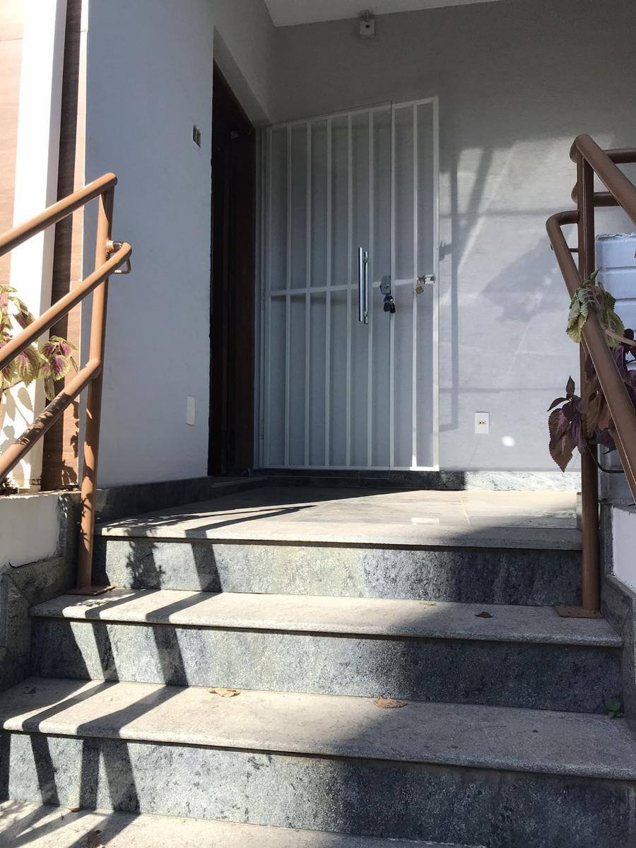 Casa, Cidade Nova, 3 Quartos, 0 Vaga