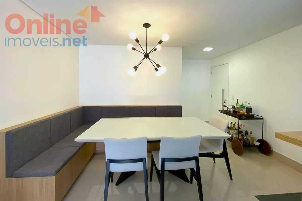 Apartamento, Funcionários, 2 Quartos, 0 Vaga, 2 Suítes