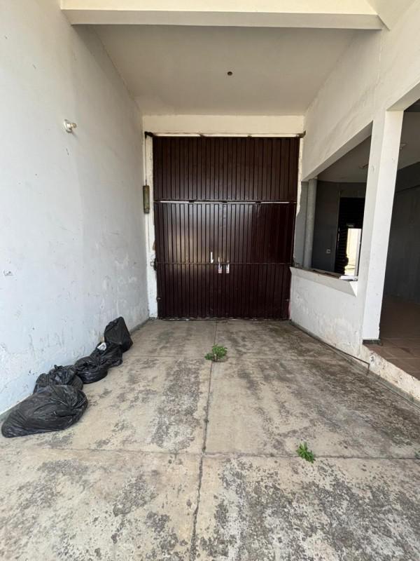 Galpão, Nova Floresta, 0 Quarto, 20 Vagas